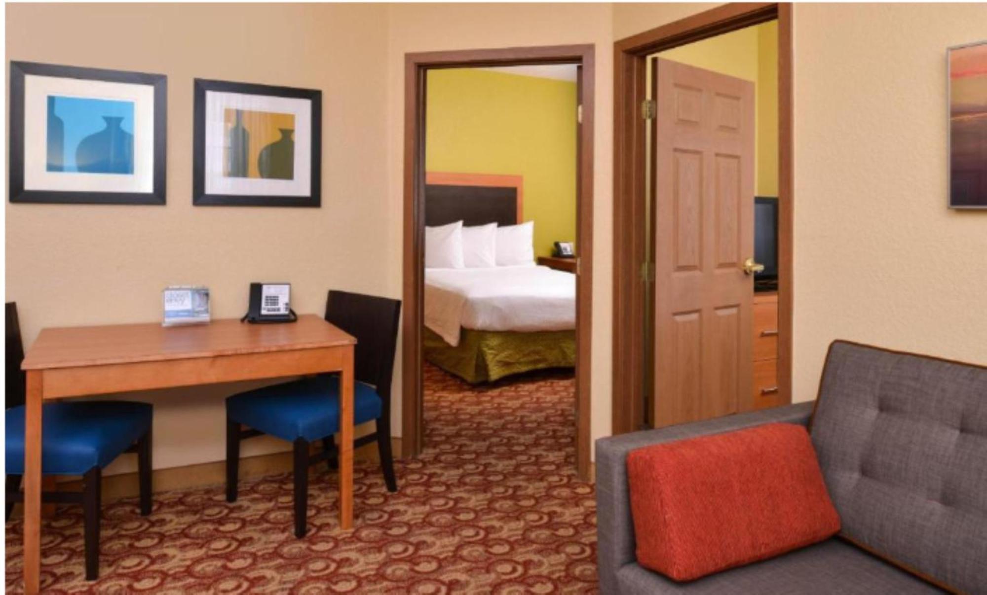 Candlewood Suites Miami - Doral By Ihg Tamiami Exterior foto